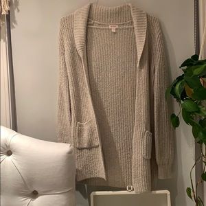Long knit girls cardigan